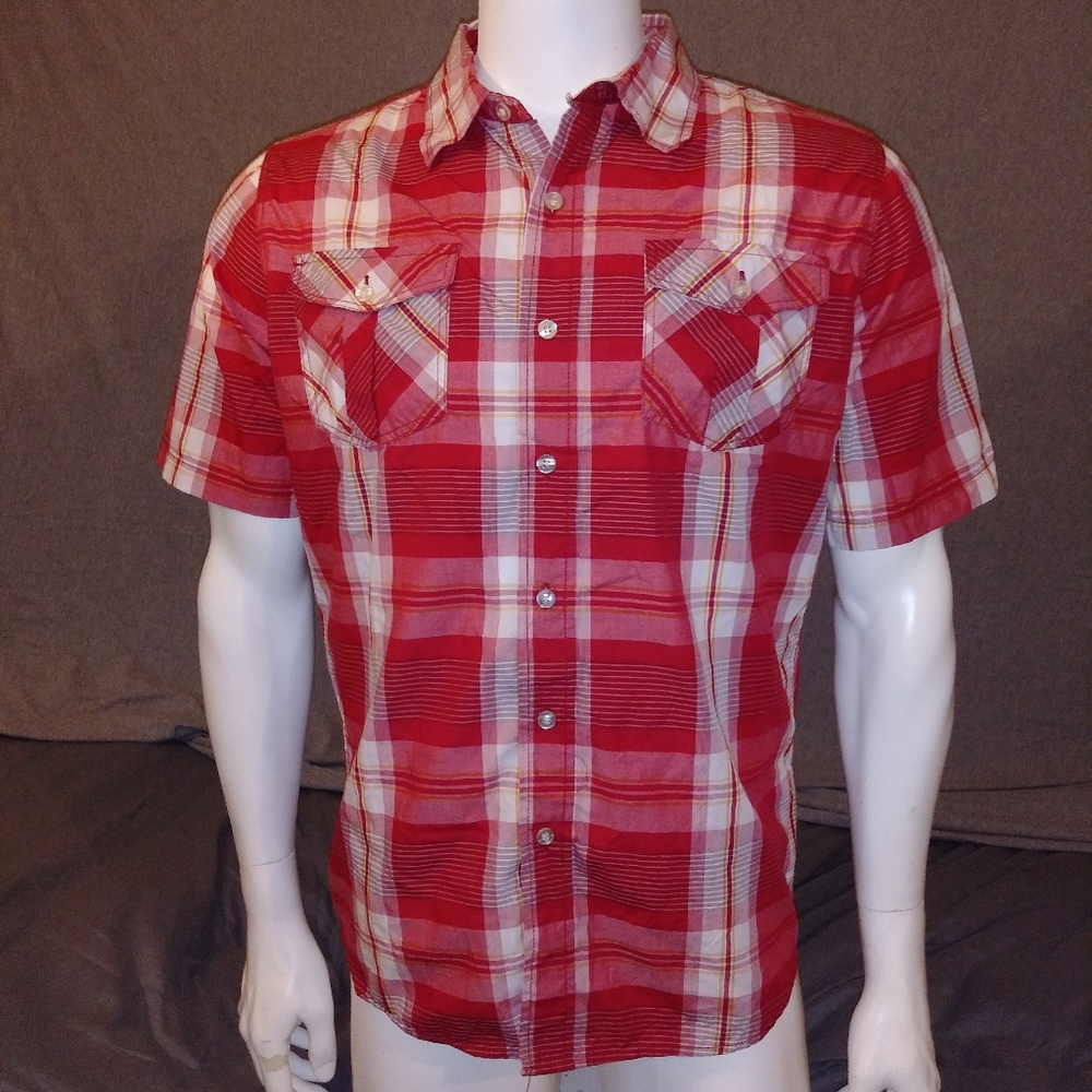 Basic Code short sleeve shirt